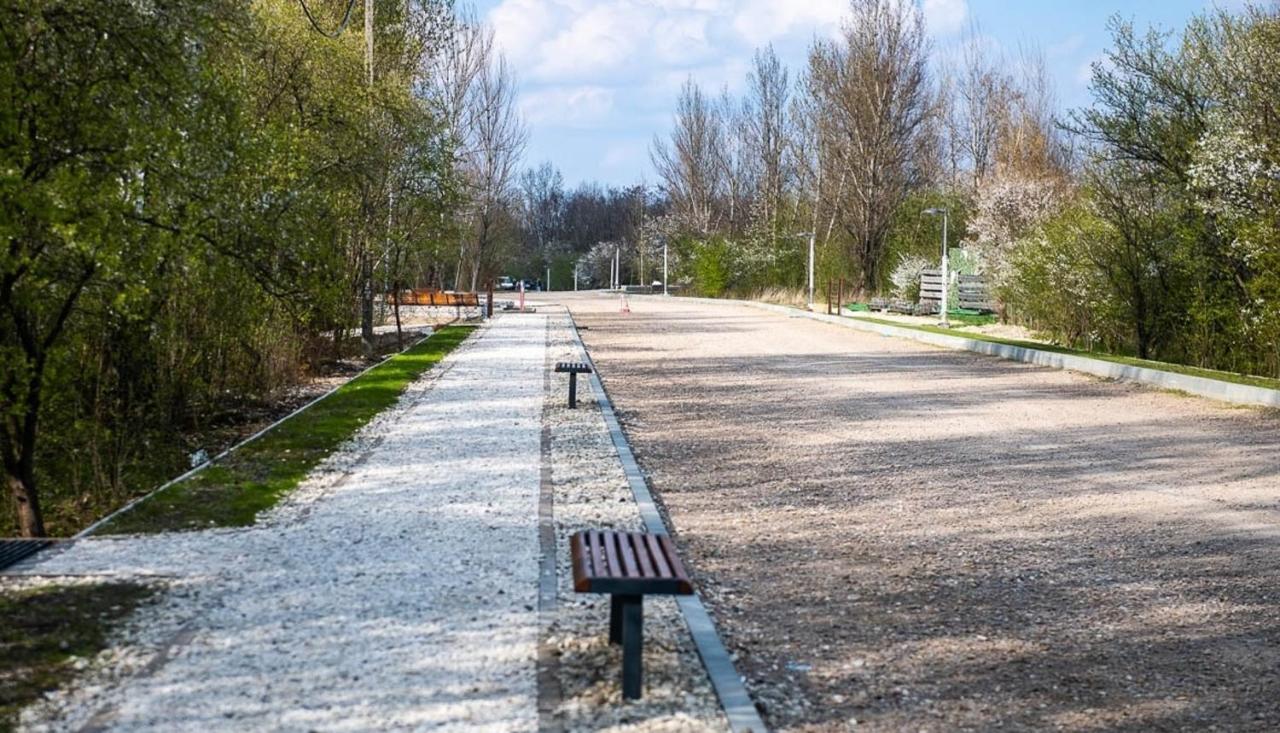 Апартаменти Apartament Park Zakrzowek Краків Екстер'єр фото