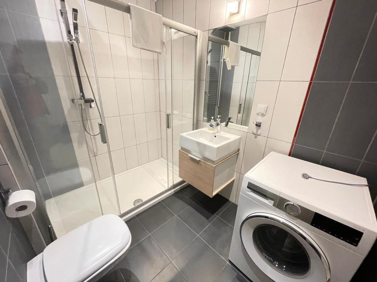 Апартаменти Apartament Park Zakrzowek Краків Екстер'єр фото